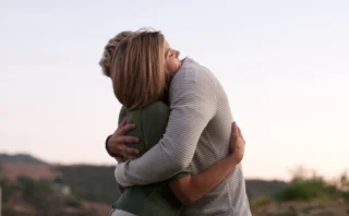 11 Secret Meanings When a Cancer Man Hugs You